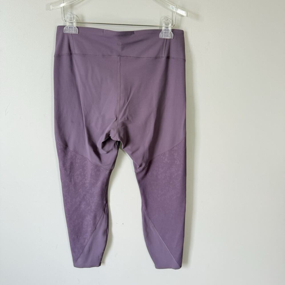 lululemon lab Embossed Nulu Yoga Legging Purple Women’s Size 12 - Picture 5 of 7